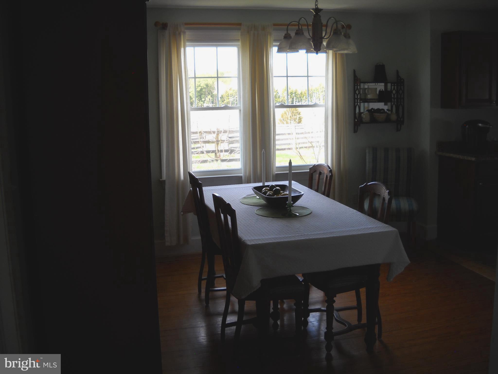 5096 Sumerduck Road Sumerduck, VA 22742 - Photo 9 of 35 DINING