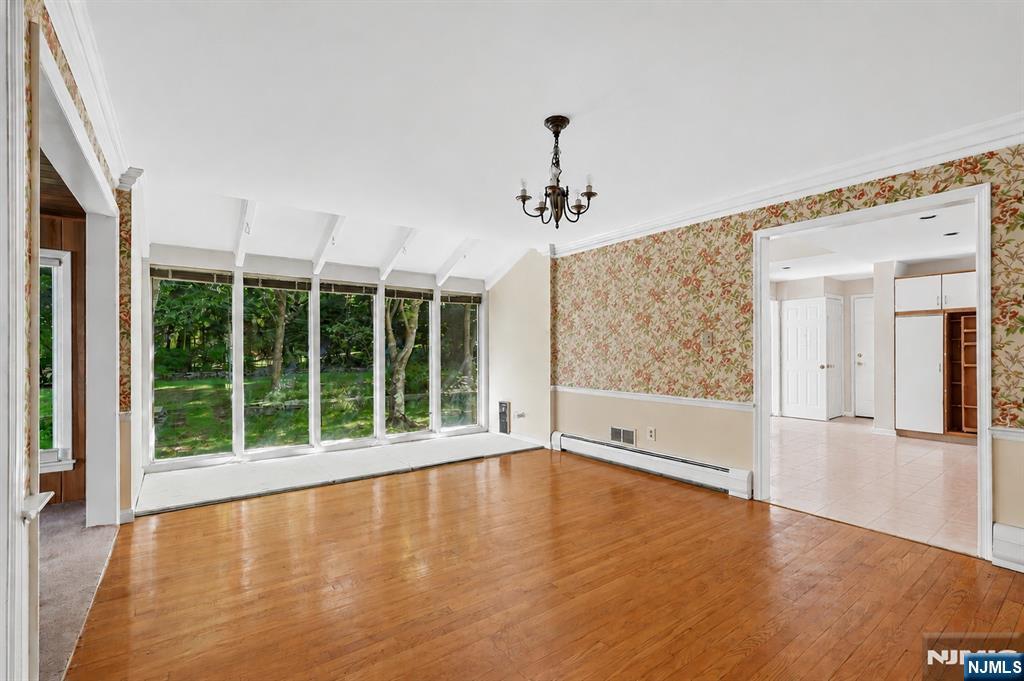 3 Orchard Road Butler, NJ 07405 - Photo 8 of 50 Gallery Image 8