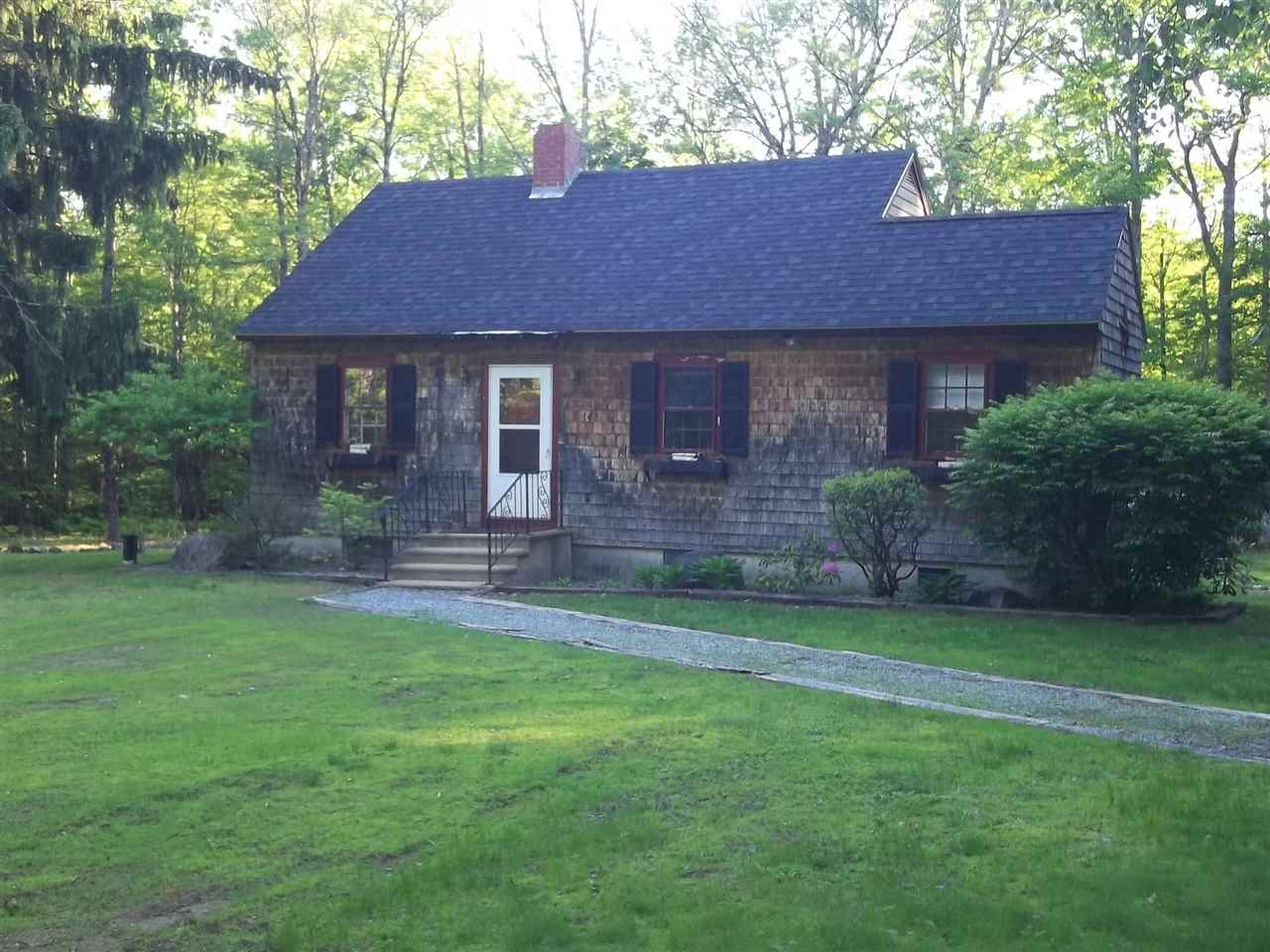 147 Fisk Road Concord, NH 03301 - Photo 2 of 35 Gallery Image 2