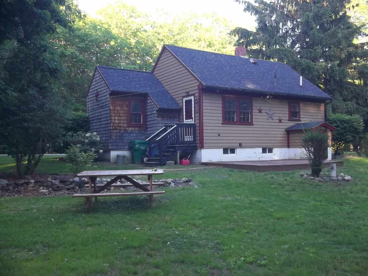 147 Fisk Road Concord, NH 03301 - Photo 4 of 35 Gallery Image 4