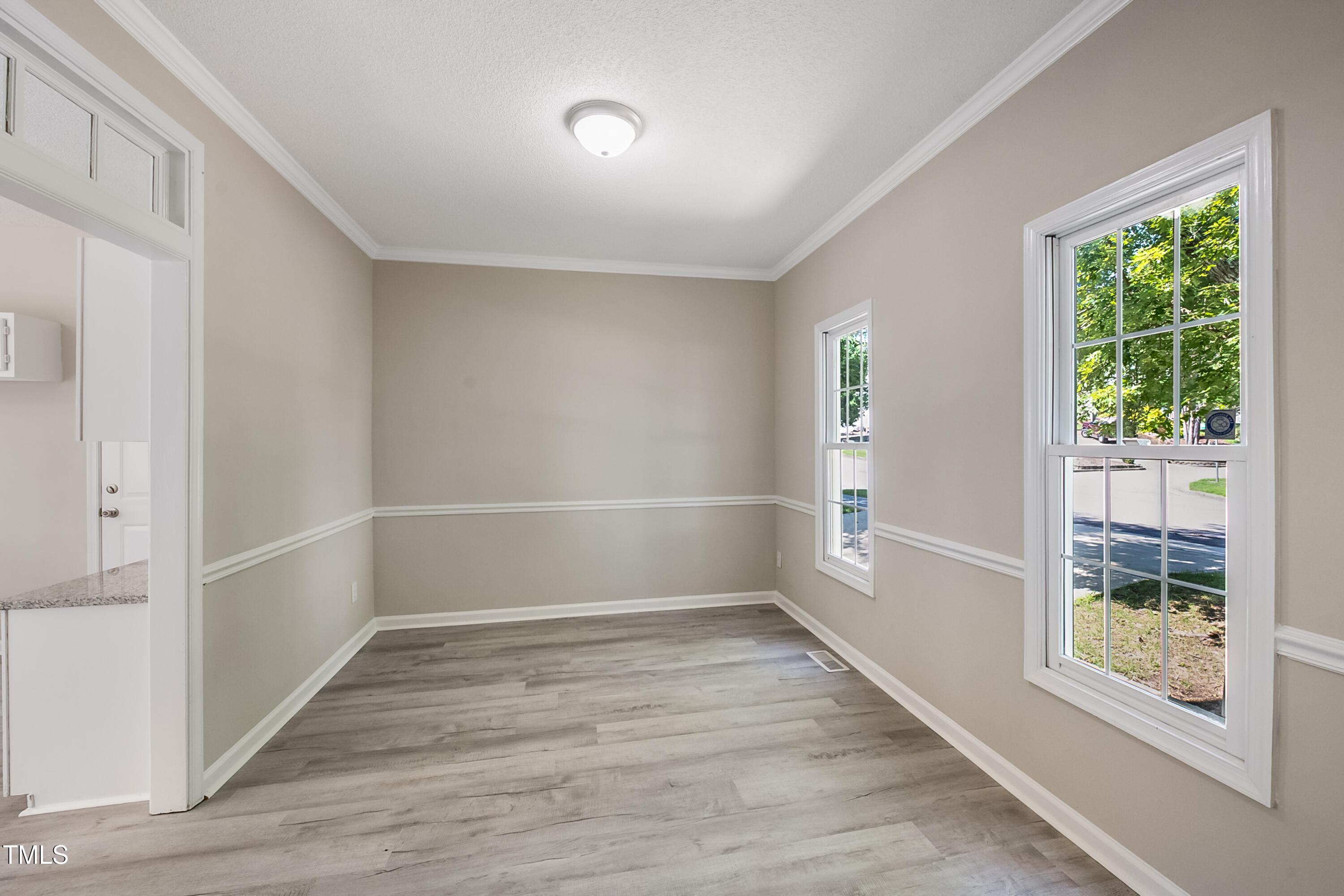 4400 Knightsbridge Way Raleigh, NC 27604 - Photo 4 of 27 4400 Knightsbridge Way-7