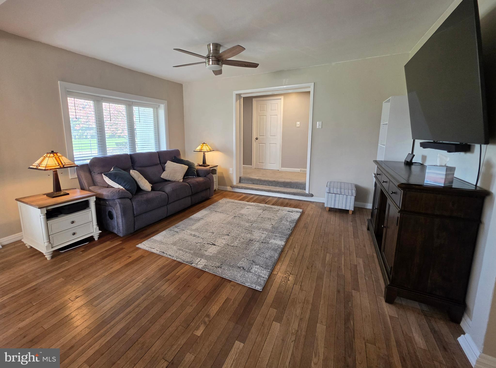 142 New Road Horsham, PA 19044 - Photo 12 of 38 a living room with furniture and a flat screen tv