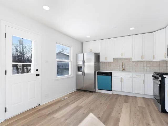 $285,000 | 1917 Linden Avenue, Hanover Park, IL 60133