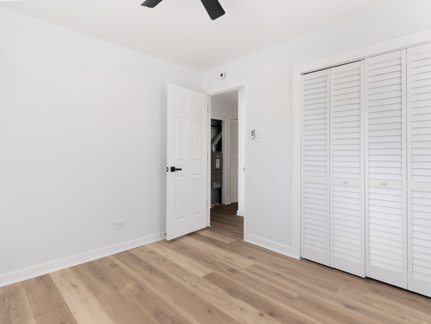 1917 Linden Avenue Hanover Park, IL 60133 - Photo 17 of 22 a view of an empty room