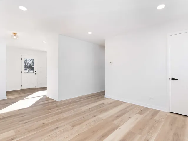 $285,000 | 1917 Linden Avenue, Hanover Park, IL 60133