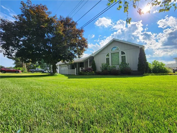 $599,900 | 182 Latonka Drive, Mercer, PA 16137