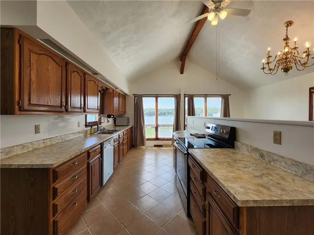 $599,900 | 182 Latonka Drive, Mercer, PA 16137