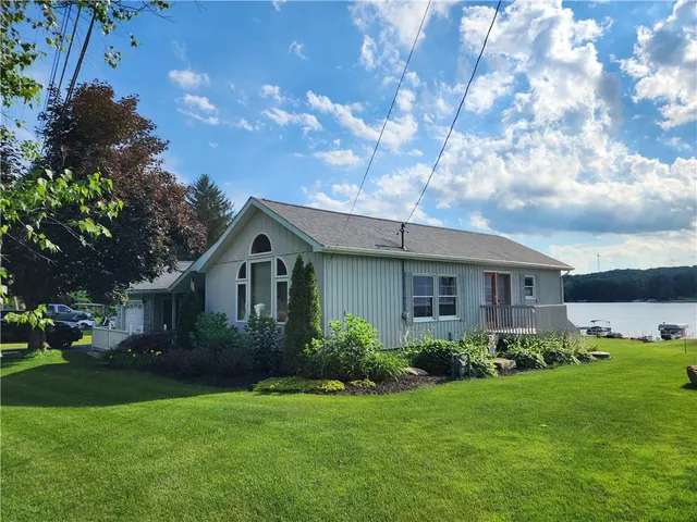 $599,900 | 182 Latonka Drive, Mercer, PA 16137