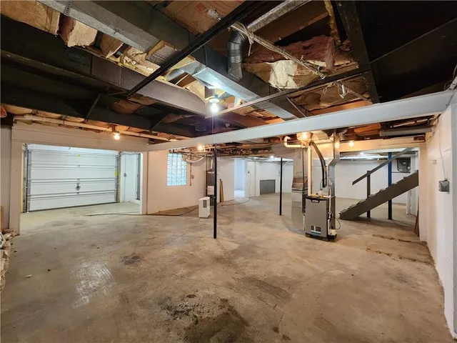 $599,900 | 182 Latonka Drive, Mercer, PA 16137