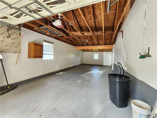 $599,900 | 182 Latonka Drive, Mercer, PA 16137