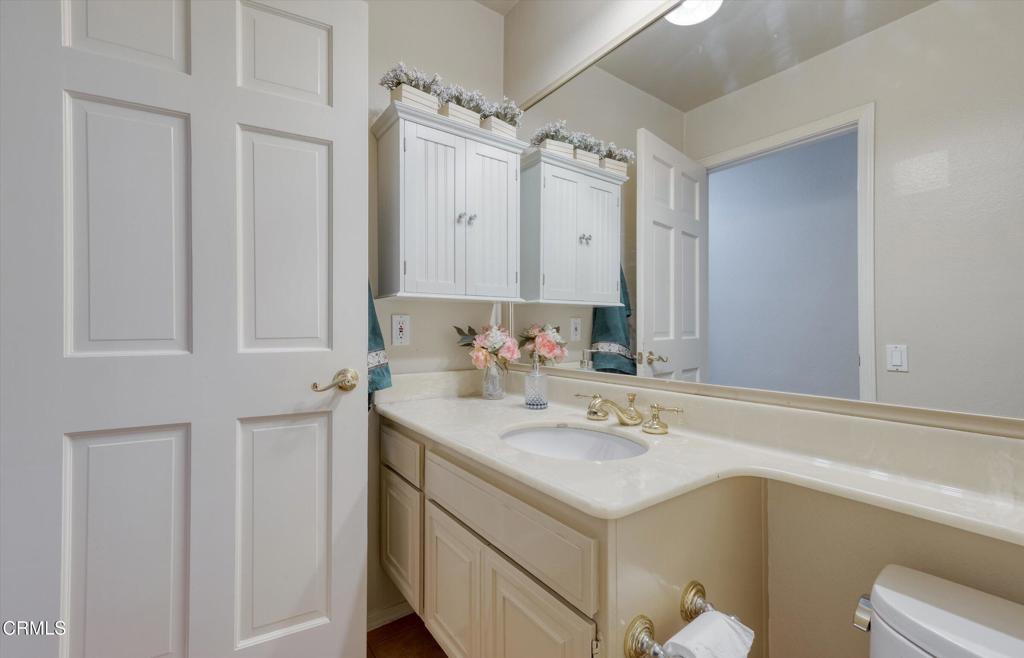 652 Stonebrook Street Simi Valley, CA 93065 - Photo 24 of 69 25-652 Stonebrook Street-25