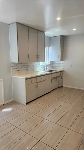 $2,950 | 312 East Dryden Street, Unit 3, Glendale, CA 91207