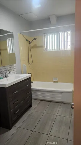 $2,950 | 312 East Dryden Street, Unit 3, Glendale, CA 91207