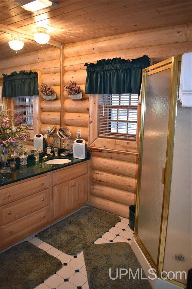 6343 F Road Bark River, MI 49807 - Photo 17 of 50