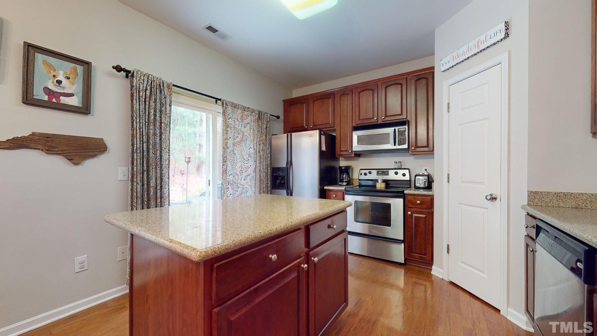 3011 Winding Waters Way Raleigh, NC 27614 - Photo 9 of 33 Gallery Image 9