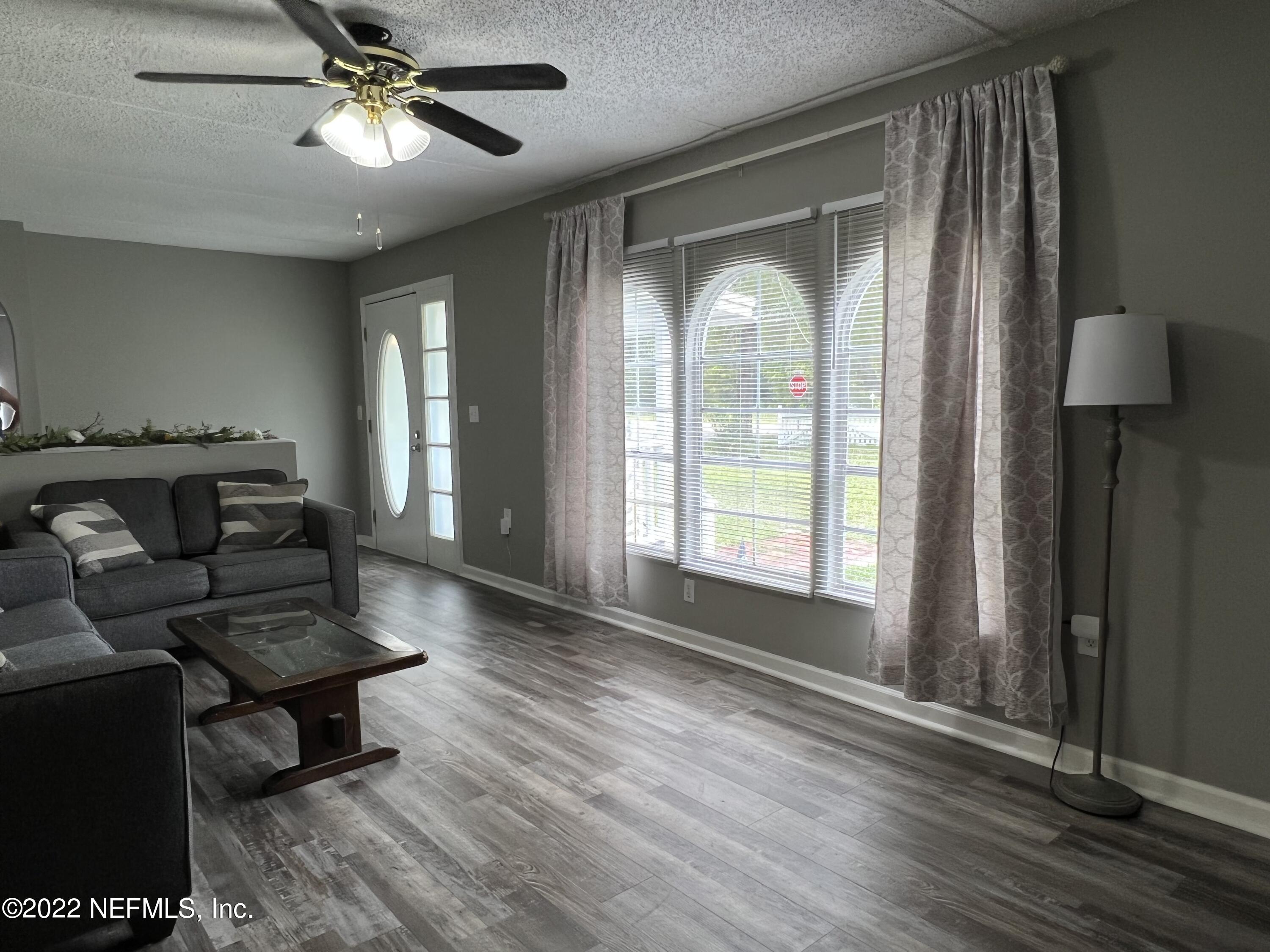 1331 Nolan Road Middleburg, FL 32068 - Photo 6 of 41 living4