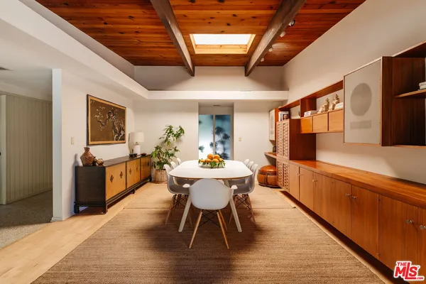 $3,495,000 | 3493 Valley Meadow Road, Sherman Oaks, CA 91403