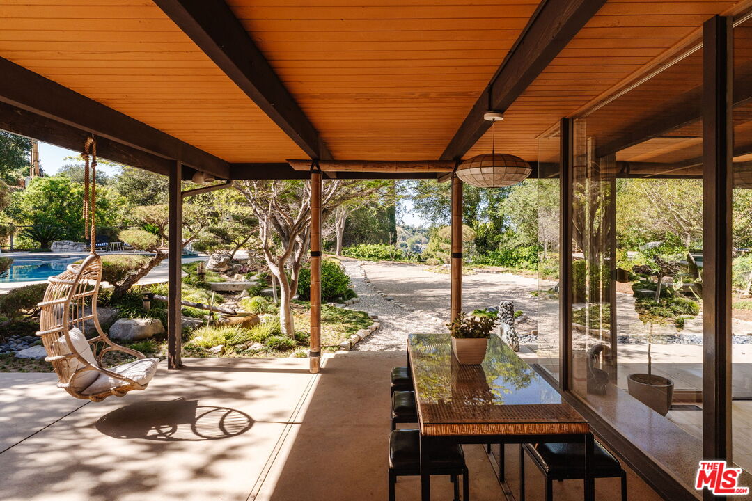 3493 Valley Meadow Road Sherman Oaks, CA 91403 - Photo 14 of 30