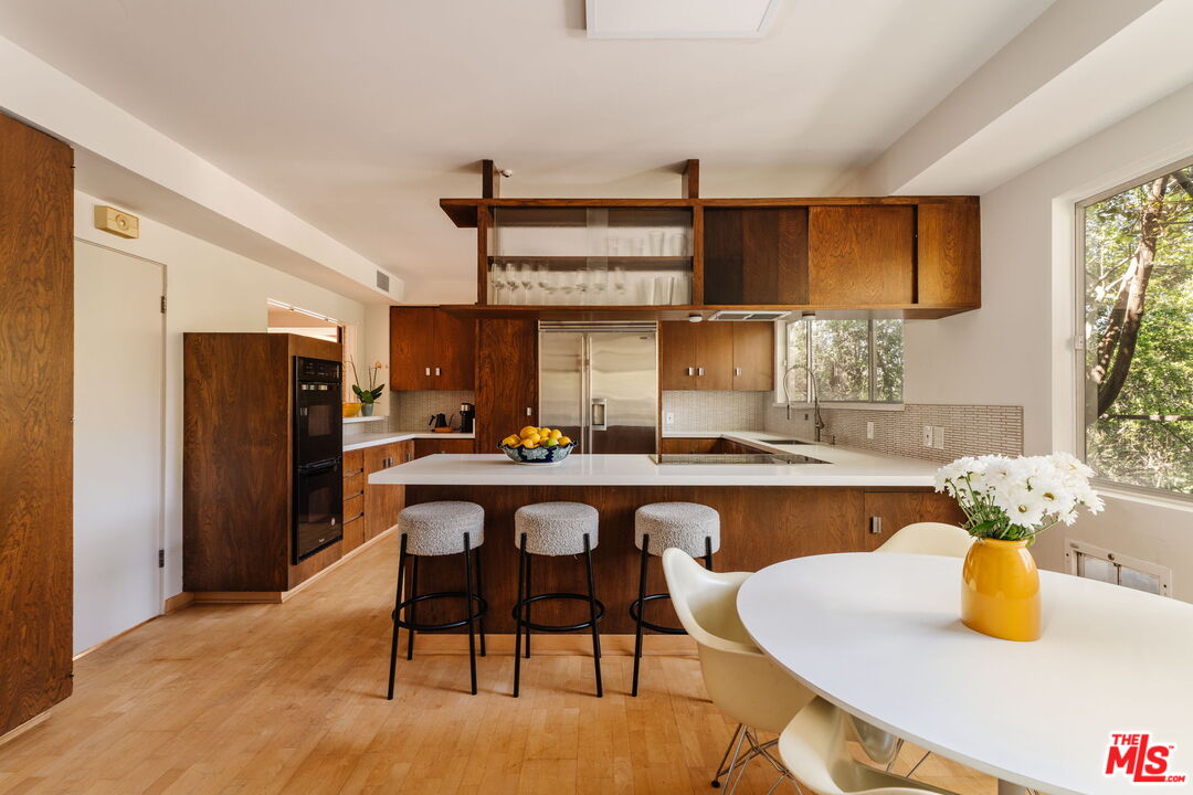 3493 Valley Meadow Road Sherman Oaks, CA 91403 - Photo 17 of 30