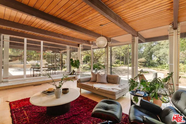 $3,495,000 | 3493 Valley Meadow Road, Sherman Oaks, CA 91403