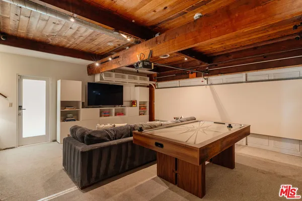 $3,495,000 | 3493 Valley Meadow Road, Sherman Oaks, CA 91403