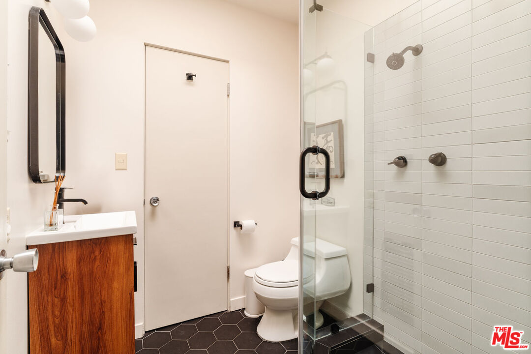3493 Valley Meadow Road Sherman Oaks, CA 91403 - Photo 26 of 30
