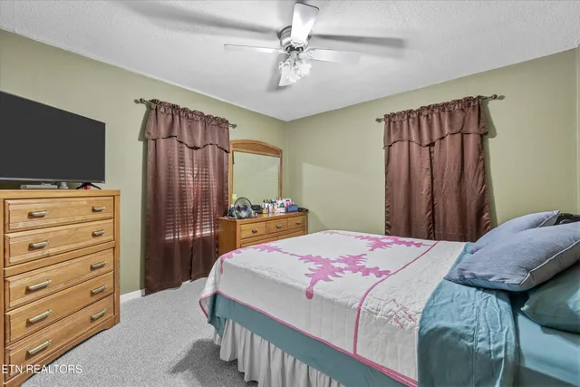 $314,500 | 522 North Houston Street, Maryville, TN 37801