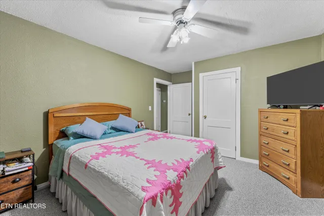 $314,500 | 522 North Houston Street, Maryville, TN 37801