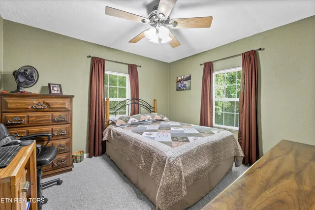 $314,500 | 522 North Houston Street, Maryville, TN 37801