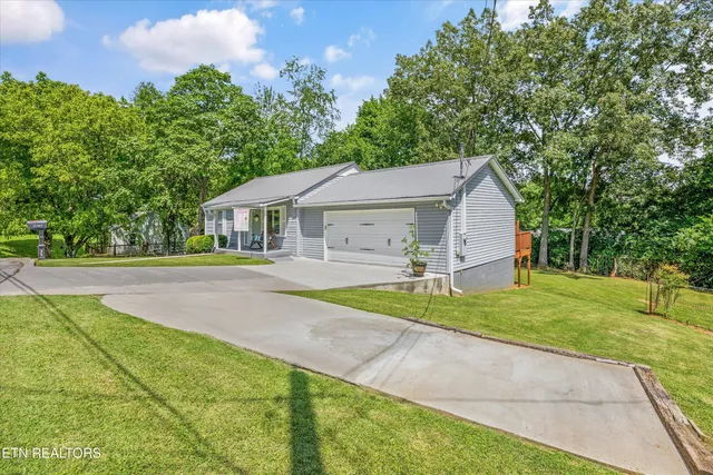 $314,500 | 522 North Houston Street, Maryville, TN 37801