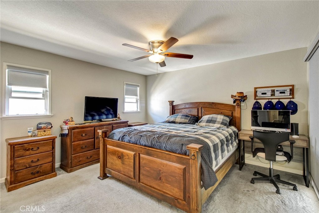 6831 Park Avenue Rialto, CA 92376 - Photo 15 of 37 Gallery Image 15