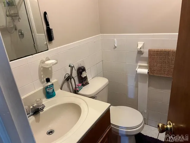 $2,450 | 915 Edison Glen Terrace, Edison, NJ 08837