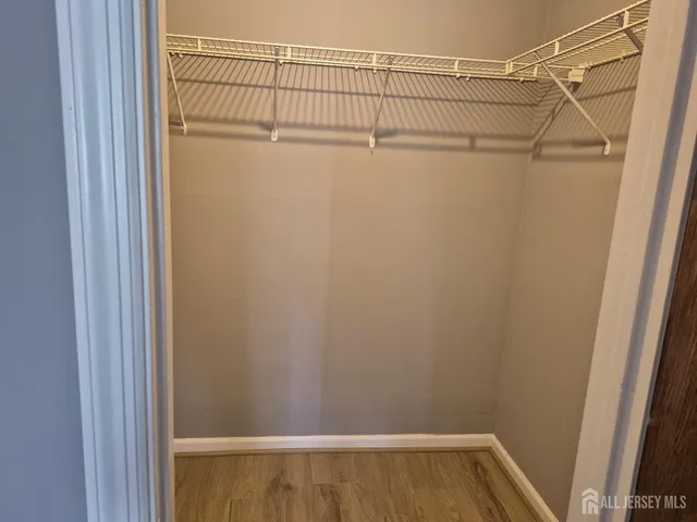 $2,450 | 915 Edison Glen Terrace, Edison, NJ 08837