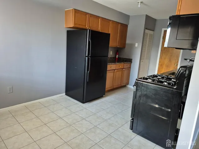 $2,450 | 915 Edison Glen Terrace, Edison, NJ 08837