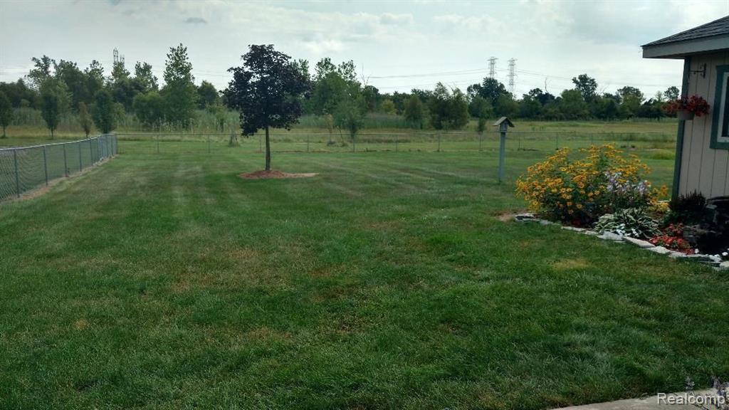 13214 Exeter Road Carleton, MI 48117 - Photo 32 of 38 Gallery Image 32
