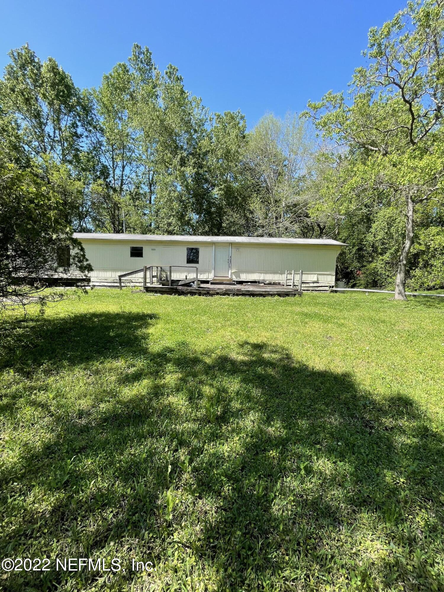 1289 Yellow Water Road Jacksonville, FL 32234 - Photo 2 of 26 IMG_1058