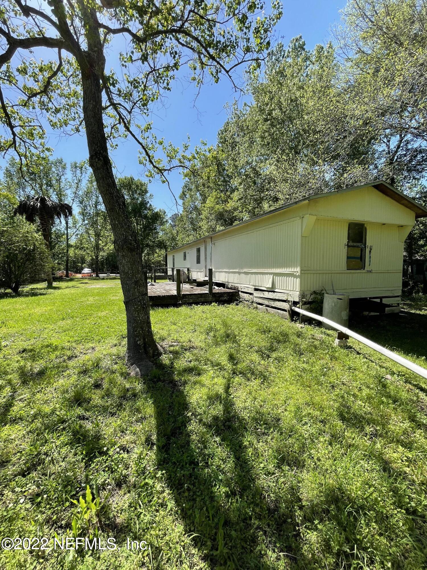 1289 Yellow Water Road Jacksonville, FL 32234 - Photo 9 of 26 IMG_1044
