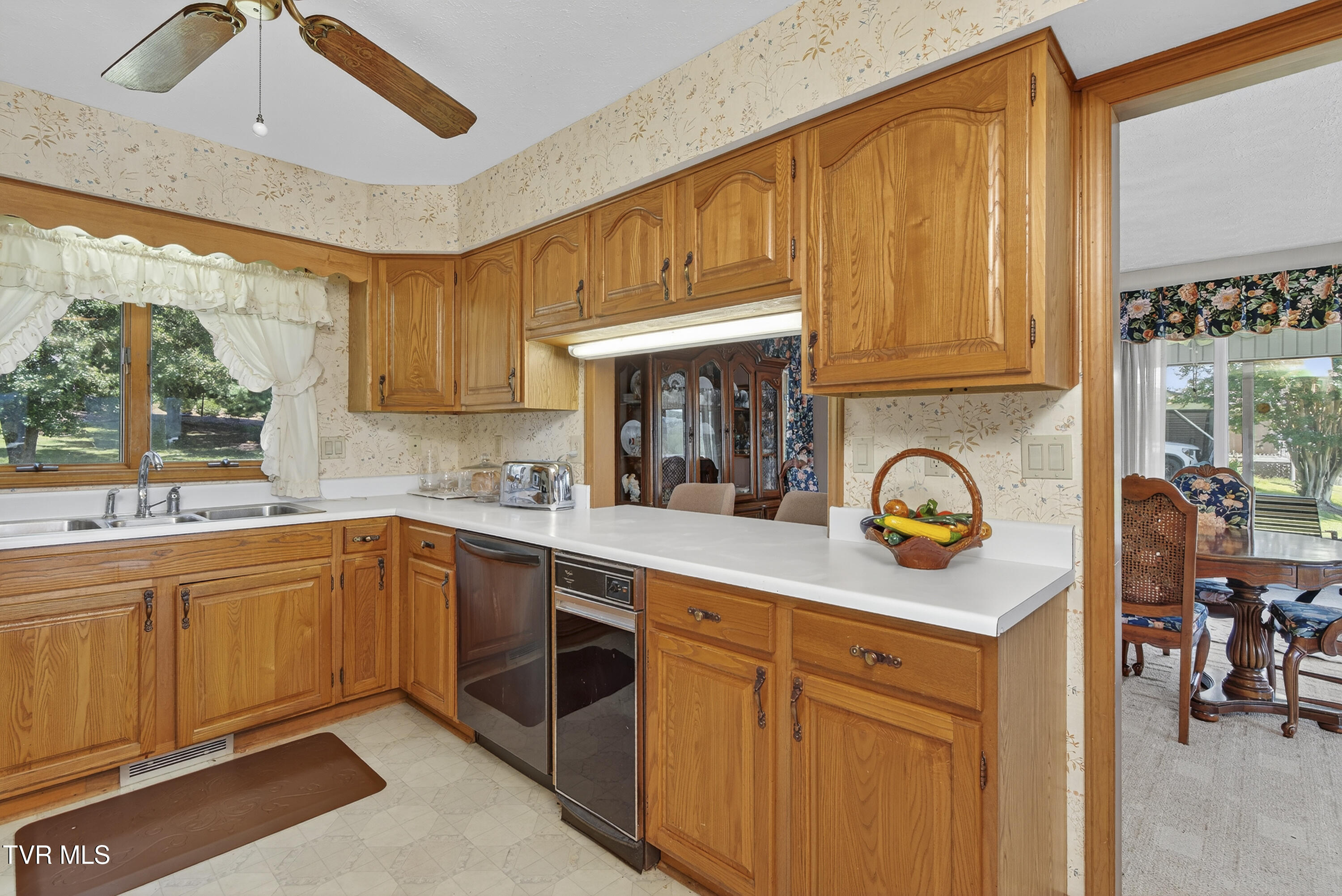 22231 Sandcastle Road Abingdon, VA 24211 - Photo 15 of 41 22231-Sandcastle-Rd-Abingdon-VA Matt-Smi