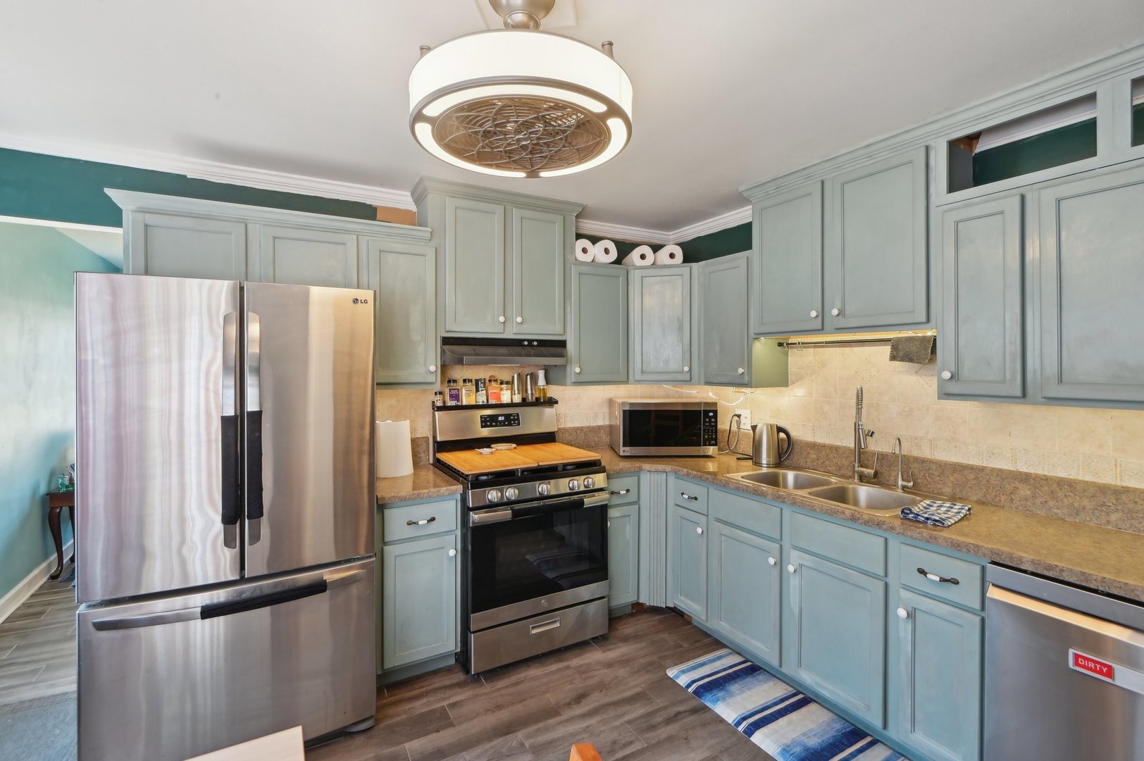 2101 Crane Court Rolling Meadows, IL 60008 - Photo 13 of 33