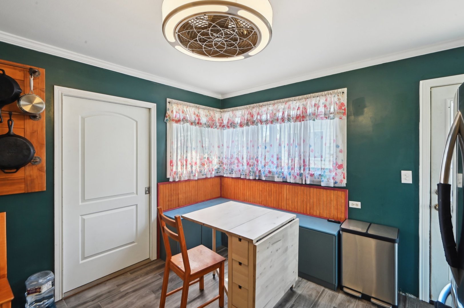 2101 Crane Court Rolling Meadows, IL 60008 - Photo 10 of 33