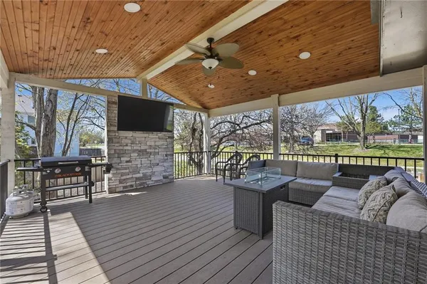 $585,000 | 12402 Mastin Street, Overland Park, KS 66213