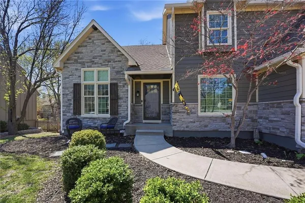 $585,000 | 12402 Mastin Street, Overland Park, KS 66213