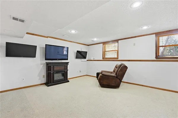 $585,000 | 12402 Mastin Street, Overland Park, KS 66213