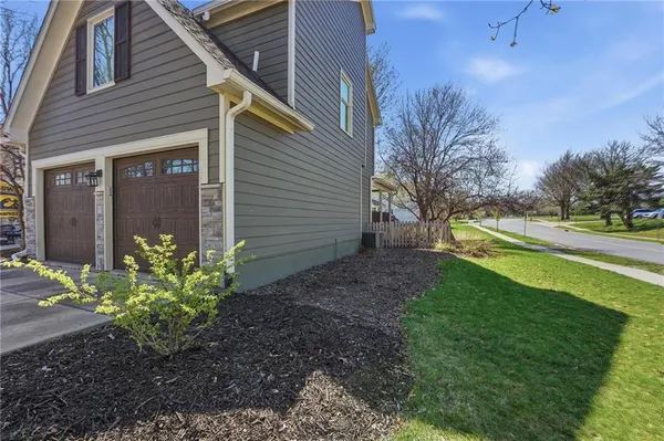 $585,000 | 12402 Mastin Street, Overland Park, KS 66213