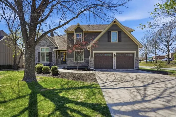 $585,000 | 12402 Mastin Street, Overland Park, KS 66213