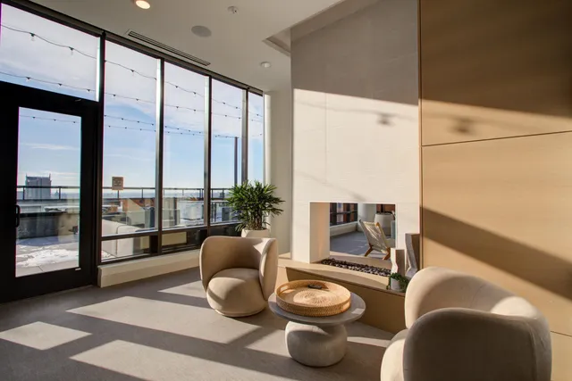 $1,423 | 270 Hennepin Avenue, Unit 616, Minneapolis, MN 55401