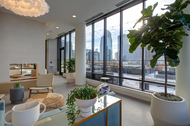 $1,423 | 270 Hennepin Avenue, Unit 616, Minneapolis, MN 55401