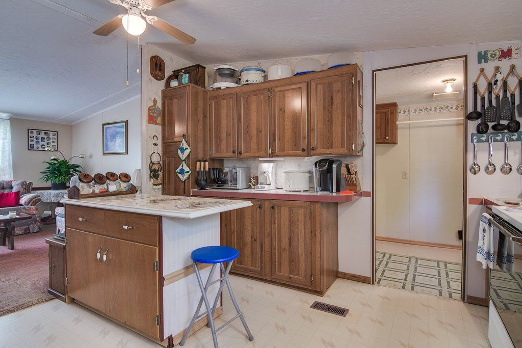 325 Nickletop Road Windsor, SC 29856 - Photo 3 of 16