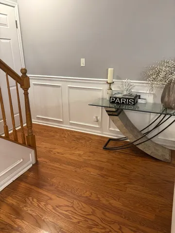 $2,395 | 549 Springbrook Trail North, Oswego, IL 60543