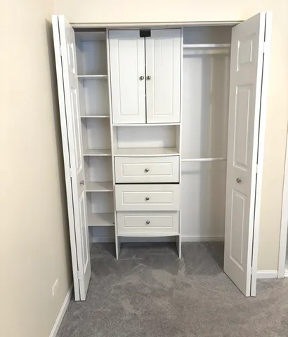 $2,395 | 549 Springbrook Trail North, Oswego, IL 60543